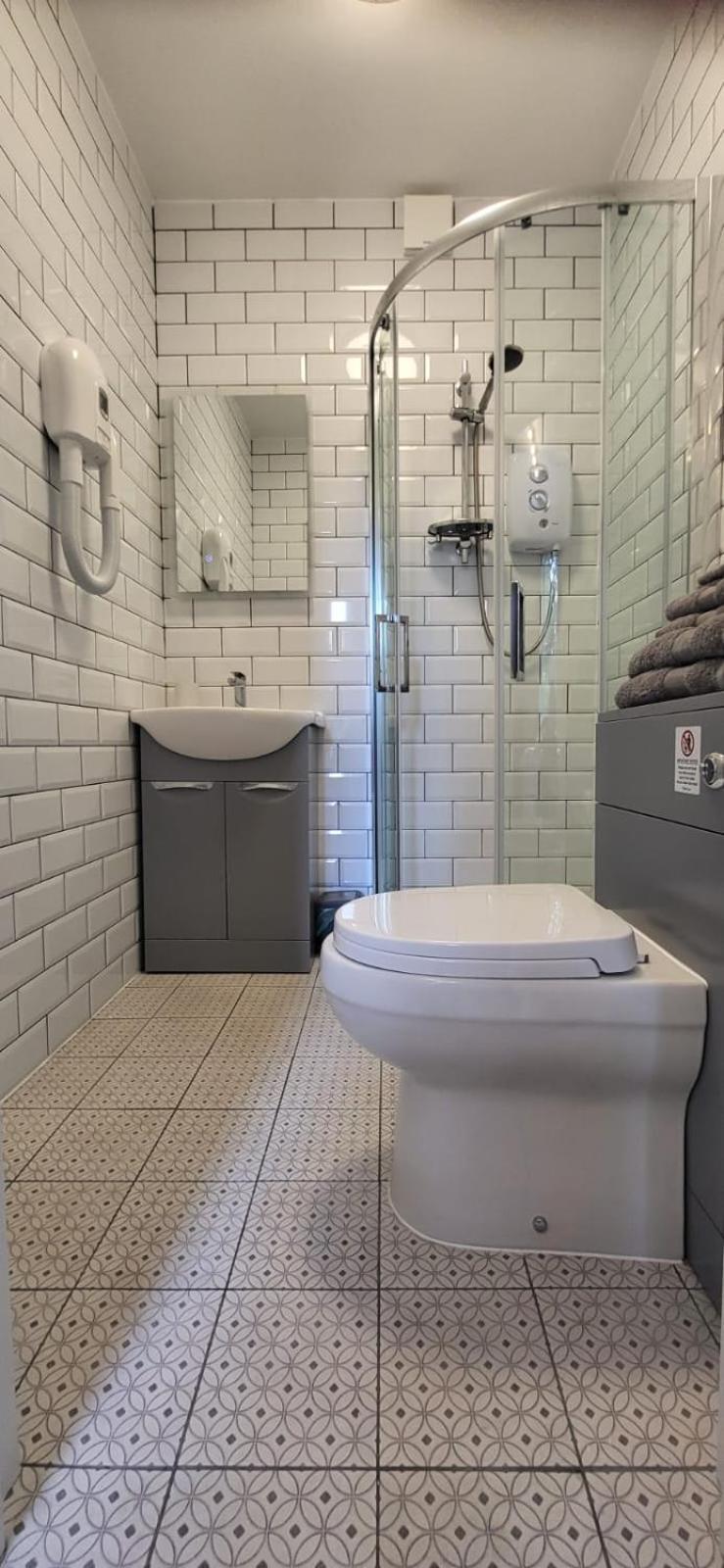 Sands House - Luxury Modern Studios With Secure Parking In Epsom, Surrey Quarto foto